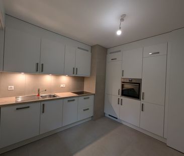 Magnifique appartement entièrement refait de 3.5 pièces avec vue - Photo 6