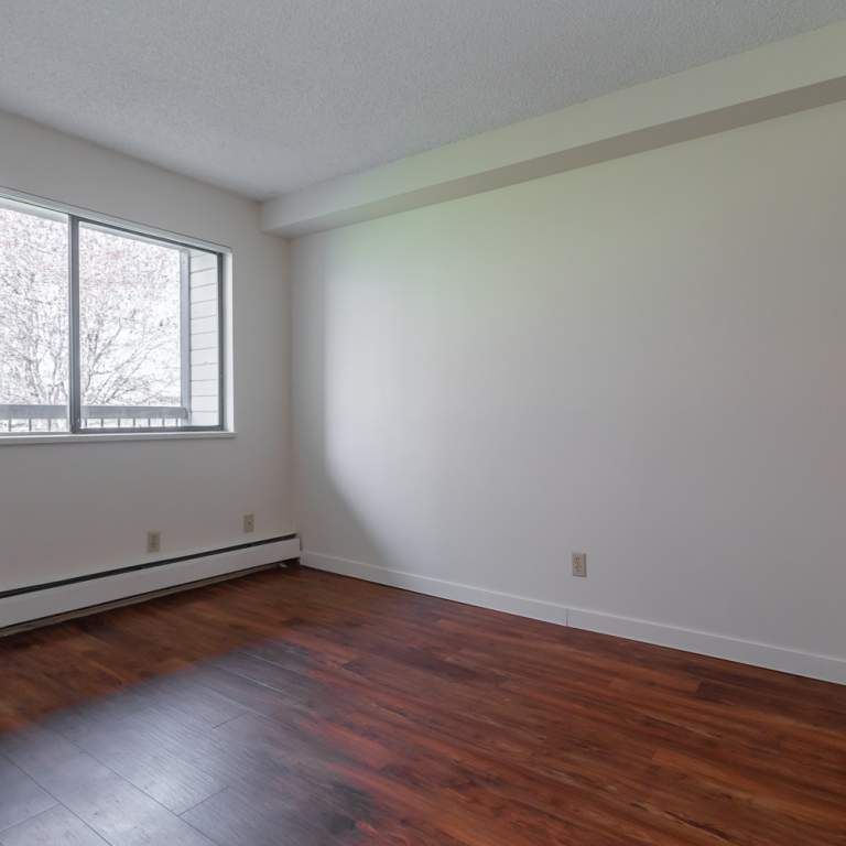 Waterstone 96 Apartments - Photo 1