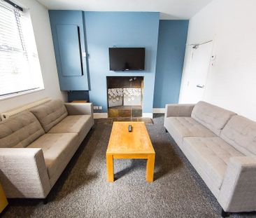 Welton Place, Hyde Park, Leeds - Photo 2