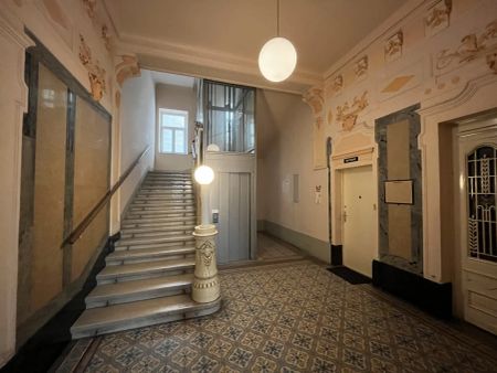 Wünderschöne renovierte Altbauwohnung nahe der Karlskirche - Foto 3