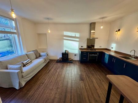 1 bedroom flat to rent - Photo 2