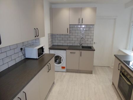 1 bedroom flat to rent - Photo 3