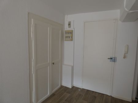 Location Appartement 1 pièce 36m² BEAUNE 21200 - Photo 3