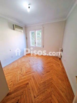 Piso en alquiler en Calle Orense, cerca de Avenida del General Perón - Foto 1