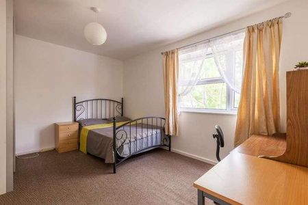 Upper Tulse Hill, Brixton Hill, SW2 - Photo 2