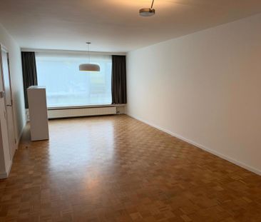 Gezellig appartement met 2 slk, terras en garage! - foto 2