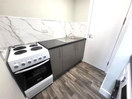 1 bedroom flat to rent - Photo 4