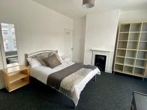 4 bedroom house share to rent - Photo 2