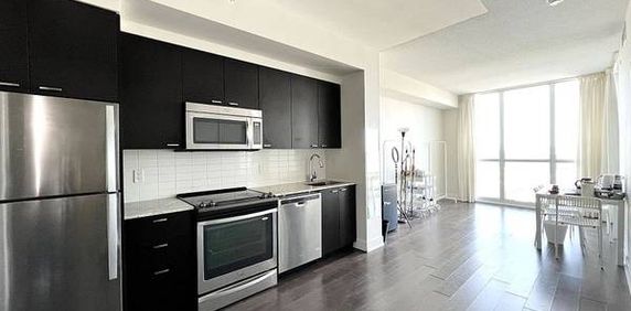 Yonge/Sheppard-Spacious 1Bdrm Open Concept - Photo 2