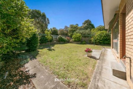 35 Wangarra Road, Frankston, VIC 3199 - Photo 3