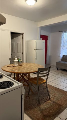 For Lease - 262 EMOND Street Unit# A, Vanier and Kingsview Park, Ontario - Photo 3