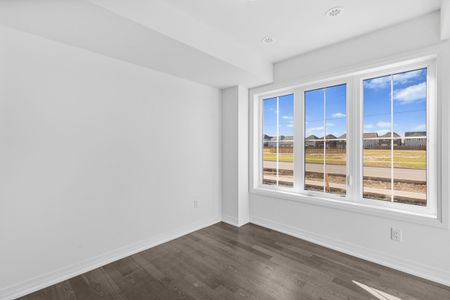 For Lease - 9 Lilac Lane, Thorold, Ontario - Photo 3