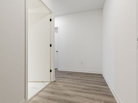 For Lease - 8 Interchange Way Unit# 712, Vaughan, Ontario - Photo 2