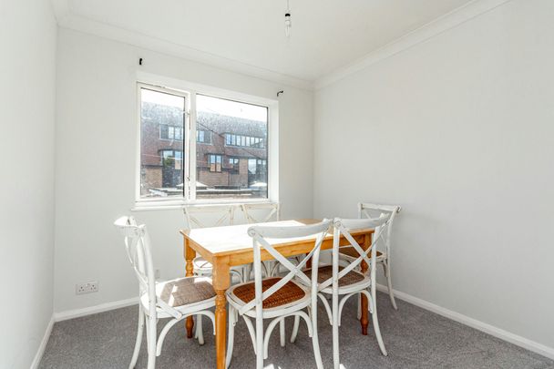 Lower Kings Road, Berkhamsted, Hertfordshire, HP4 2AE - Photo 1