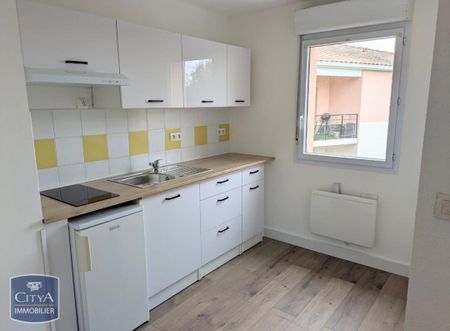 Location Appartement 2 pièces 47m² GAILLAC 81600 - Photo 4