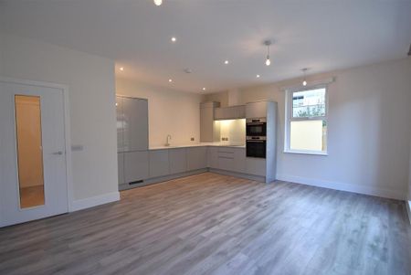 2 bedroom apartment to rent - Photo 5