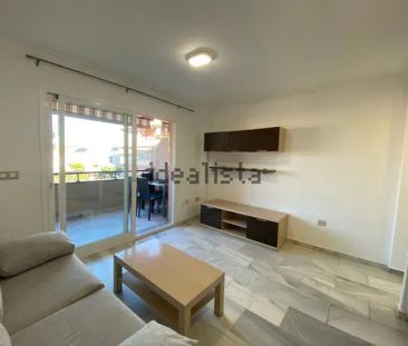 Alquiler de piso en Camino Molino de Viento - Photo 2