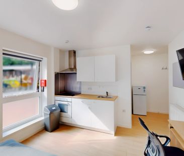 Studio Silver – Annex - Photo 3