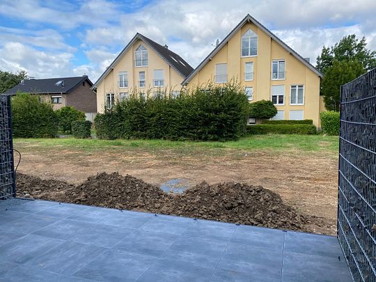 Neubau-Einfamilienreihenhaus in begehrter Lage von Troisdorf-Kriegsdorf! - Photo 1