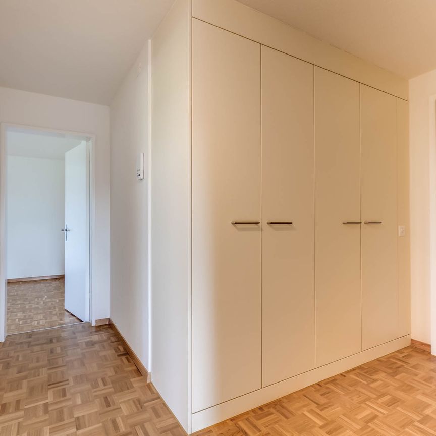 Wohnung mit grossem Schlafzimmer - der Frühling kann kommen. - Foto 1