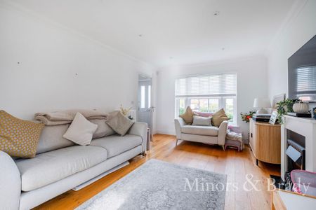 3 bedroom townhouse to rent - Photo 2