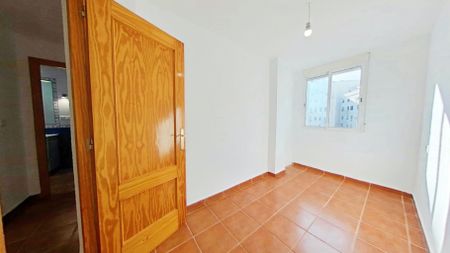 Piso de alquiler en Barrio de Patraix - Photo 3