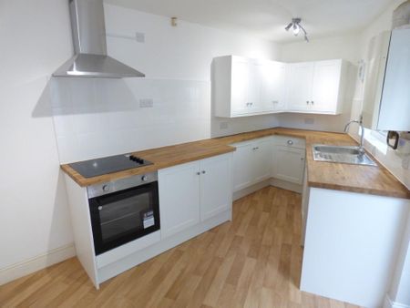 1 bedroom mews to rent - Photo 5