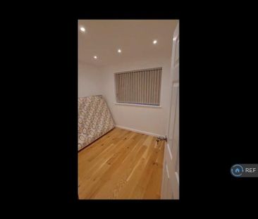 2 bedroom bungalow to rent - Photo 1