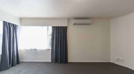 Family Home in Saint Andrews - Photo 3