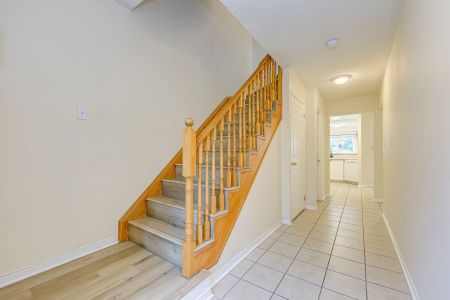 For Lease - 5260 Mcfarren Boulevard Unit# 102, Mississauga, Ontario - Photo 5
