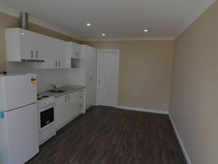 Partly Furnished Bedsit in CBD - Photo 3