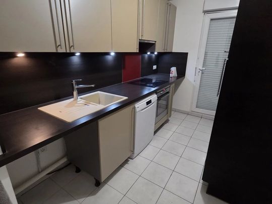 Location Appartement 3 pièces à Évry-Courcouronnes - Photo 1
