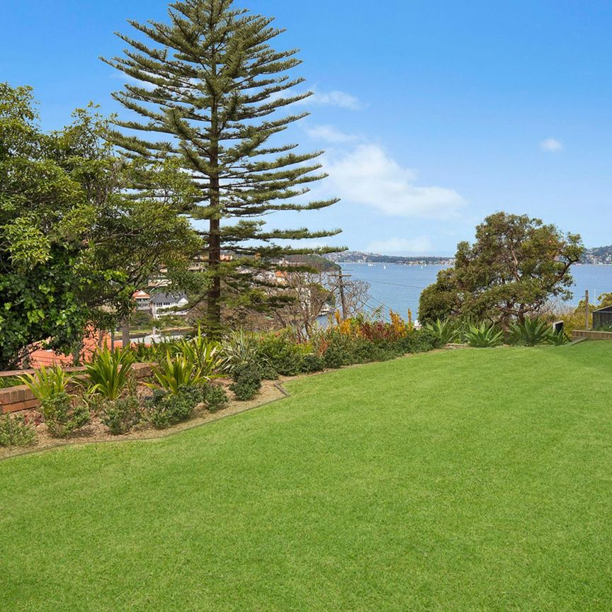 PEACEFUL HARBOUR-SIDE LOCATION - Photo 1