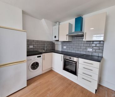 2 Bed Student Accommodation - Photo 2