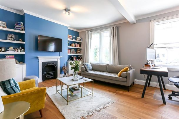 2 bedroom flat to rent - Photo 1