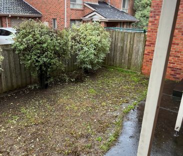 6/10 Seascape Street, Clayton, VIC 3168 - Photo 4