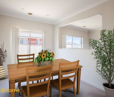 7 SANDPIPER GROVE, Sunbury, VIC 3429 - Photo 4