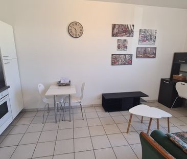 Location Appartement 2 Pièces 28 m² - Meublé - Photo 2