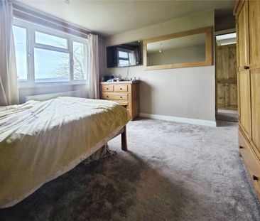 Pildacre Lane, Dewsbury, West Yorkshire, WF12 - Photo 2