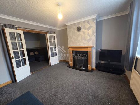 4 bedroom terraced house to rent - Photo 4