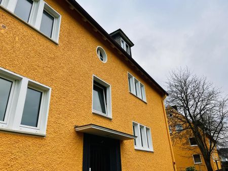 FAMILIENGLÜCK! 5-Zimmer Wohntraum mit 2 Bädern & Küchen - Photo 3