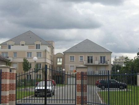 Location Appartement 2 pièces 51m² ORLEANS 45100 - Photo 5