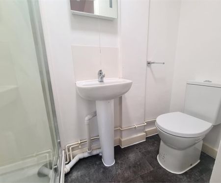 Room 6, 17 Radegund, Cambridge - Photo 3