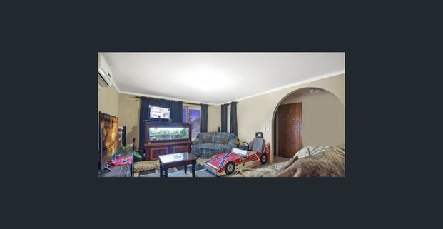 Cozy Living close to Pacific Werribee - Photo 1