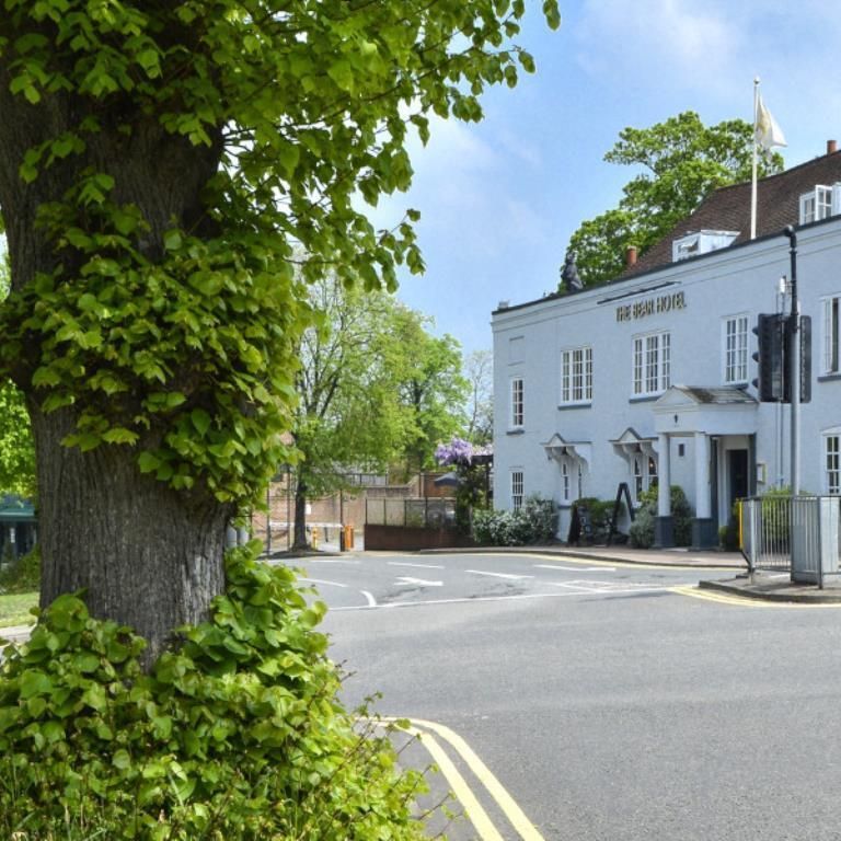 2 King Georges Walk, 5 High Street, Esher, Surrey, KT10 - Photo 1