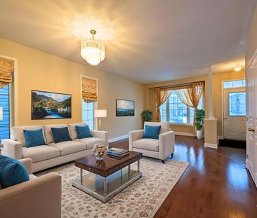 For Lease - 105 CHEYENNE Way, Barrhaven, Ontario - Photo 1