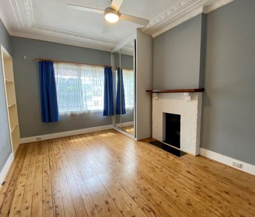 Spacious 3 Bedroom Family Home - Photo 3