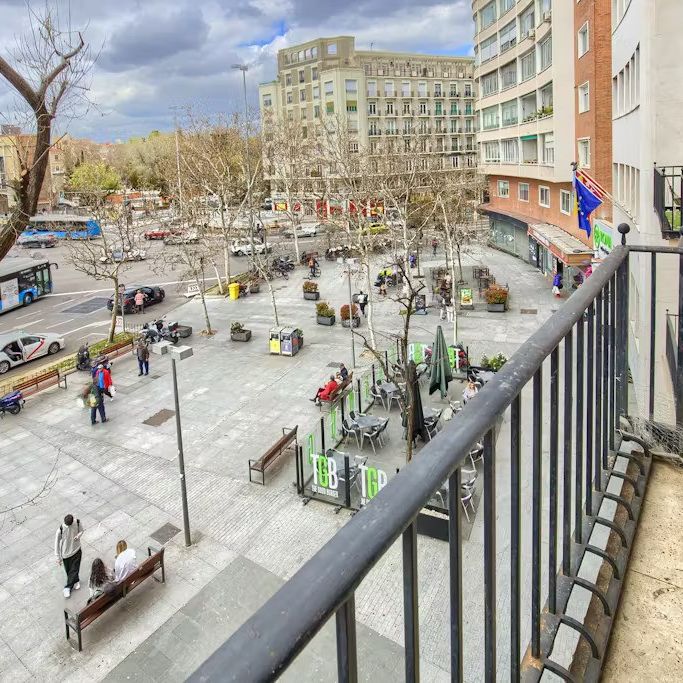 Plaza de Manuel Becerra, Madrid, Community of Madrid 28028 - Photo 1