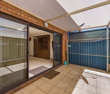 Tidy Townhouse in Central Mandurah - Photo 3