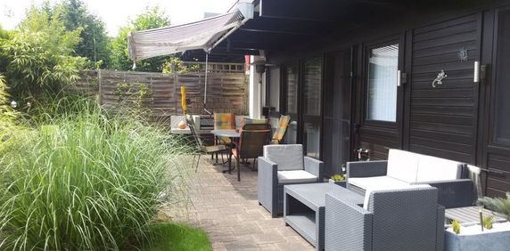 Voll möbliertes Einfamilienhaus mit All-inclusive-Warmmiete - Photo 2